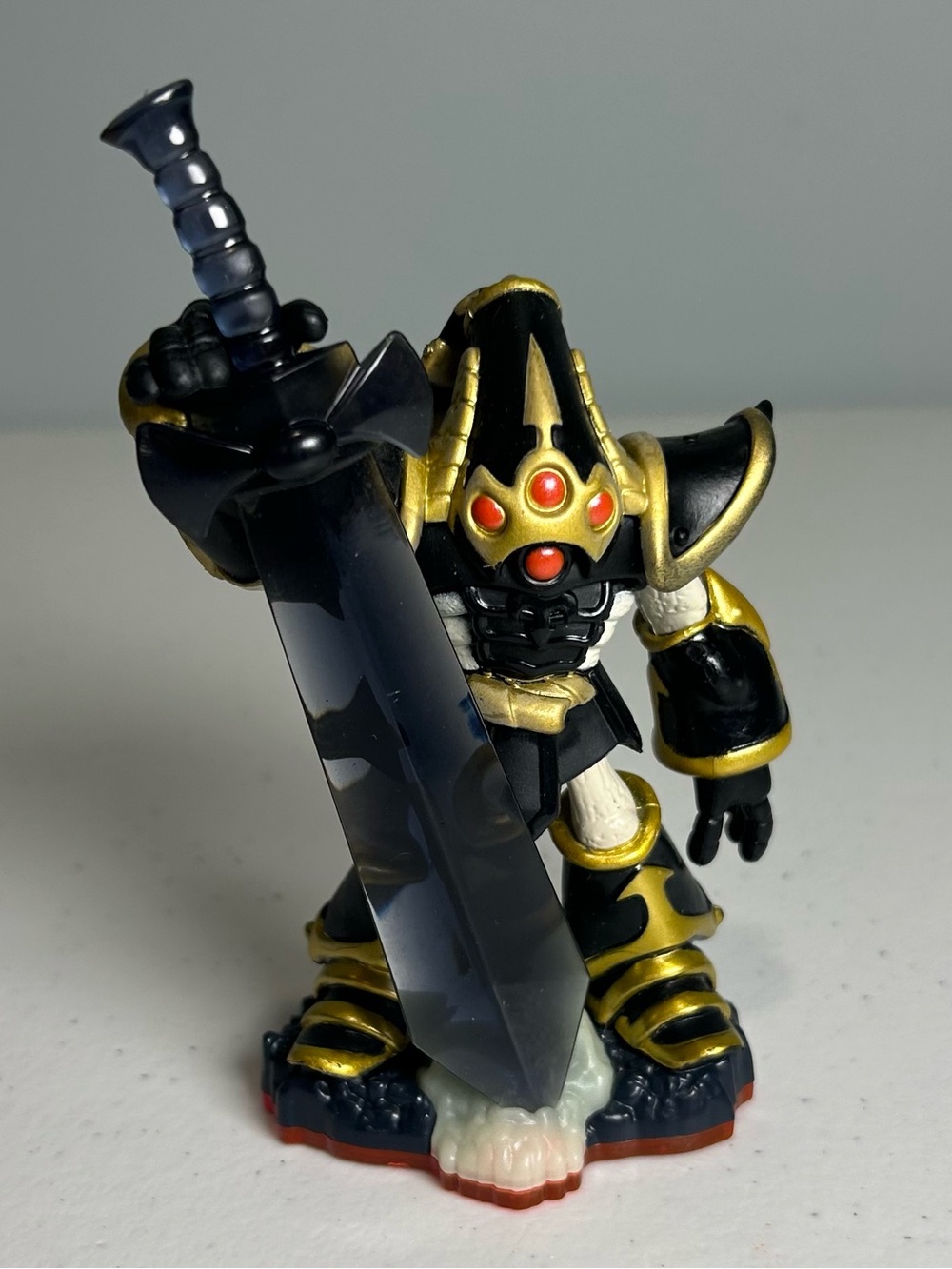 Skylanders Trap Team Krypt King Character - Picture 1 of 12